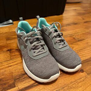 Skechers Memory Foam Lite-Weight Skech Air Runners Size 8.5